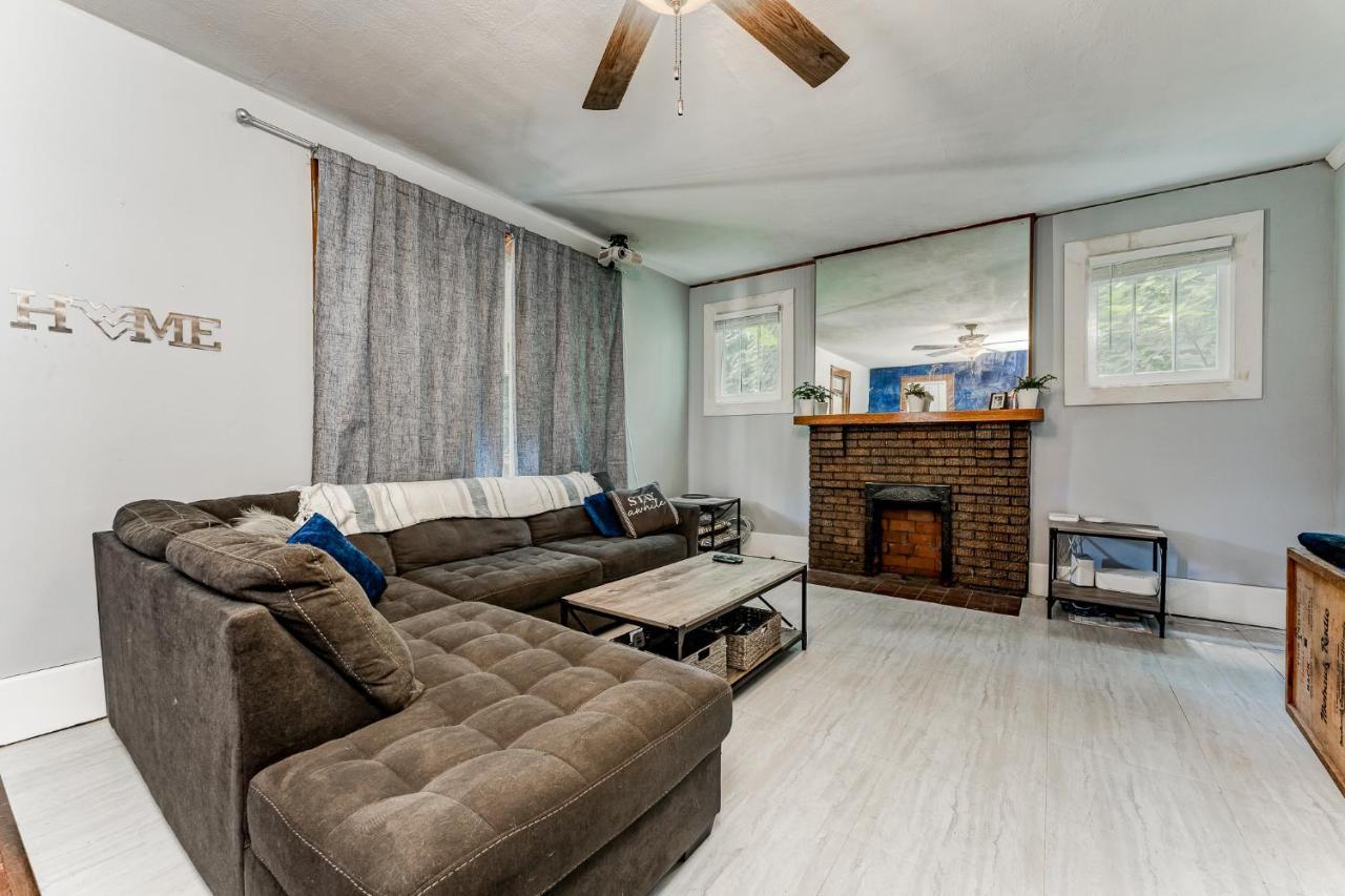מורגנטאון Awesome House, 5 Minutes To Dt, 2 Miles To Stadium And Ruby Memorial! מראה חיצוני תמונה